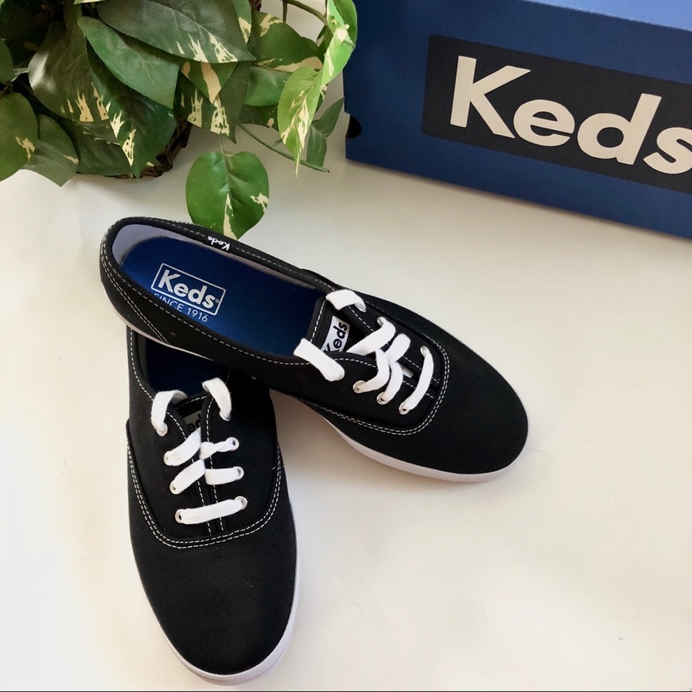 KEDS Champion Black Canvas Lace Up Shoes